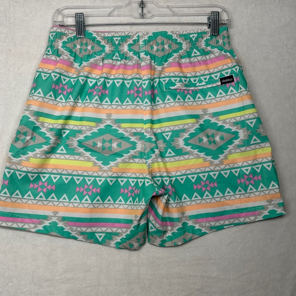 Chubbies Men's Swim Trunks Medium Green Aztec Print 5.5 Inseam - Picture 3 of 5